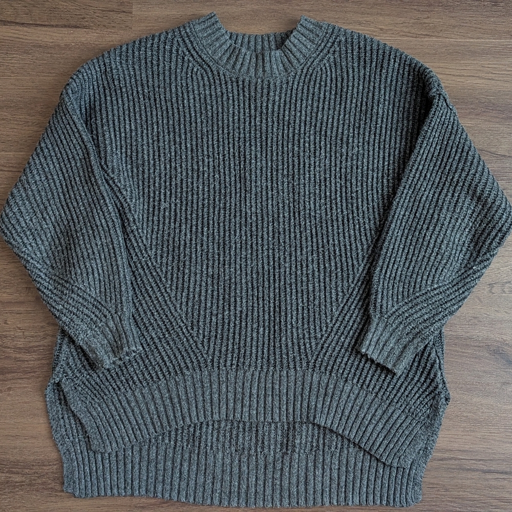 American Eagle Chunky Grey Sweater